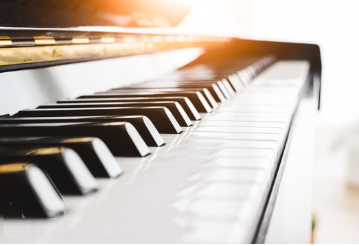 Dueling Pianos